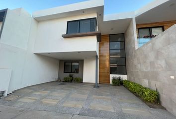 Casa en condominio en  Privada San Ángel 4, Calle Paseo De Los Horizontes, San Luis Potosí, México