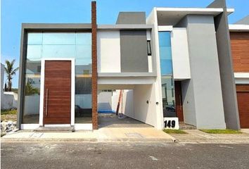 Casa en fraccionamiento en  Lomas Del Sol, Veracruz, México