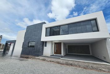 Casa en fraccionamiento en  C. Dos Ríos 187, Mz 018, Lazaro Cardenas, 52147 Metepec, Méx., México