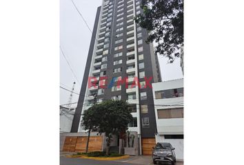 Departamento en  Ca. Emilio Fernández 160, Lima, Perú