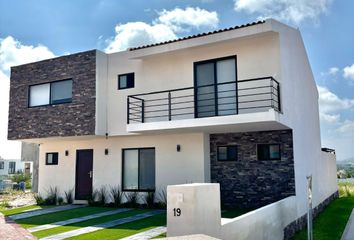 Casa en condominio en  Ciudad Maderas, Caoba, El Marqués, Querétaro, Mex