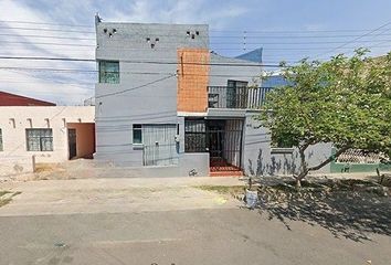 Casa en  Batallón De San Blas, Jardines De Santa Isabel, Guadalajara, Jalisco, México