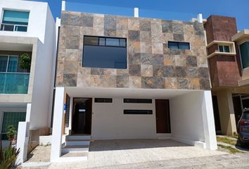 Casa en  Parque Habana, Lomas De Angelópolis, Puebla De Zaragoza, Puebla, México