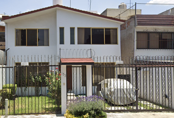 Casa en  P.º De Los Nogales 153, Paseos De Taxqueña, Ciudad De México, Cdmx, México