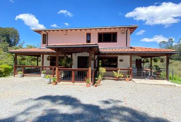 Villa-Quinta en  El Carmen De Viboral, Antioquia