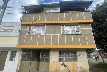 Casa en  Cra. 68h #66-76, Bogotá, Colombia