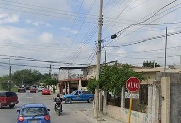 Casa en  Simon Bolívar, Del Maestro, Montemorelos, Nuevo León, México