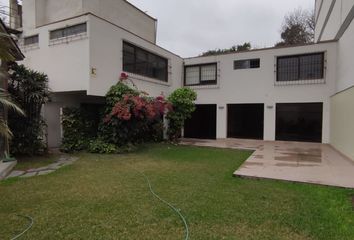 Casa en  Alameda Monte Umbroso, Surco, Perú