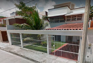 Casa en  Calle 1 Toronja Sm 2a, Cancún, Quintana Roo, México