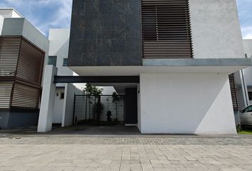 Casa en condominio en  Metepec, Calle Benito Juárez, San Salvador Tizatlali, 52172 San Salvador Tizatlalli, Estado De México, México