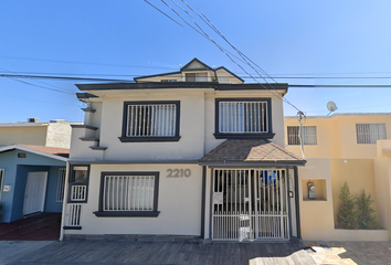 Casa en  De Los Literatos 410, Universidadotay, Tijuana, Baja California, México