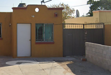 Casa en  Calle Nevado De Colima 222, San Fernando, La Paz, Baja California Sur, México