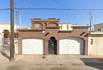 Casa en  Jardines Del Lago, Mexicali