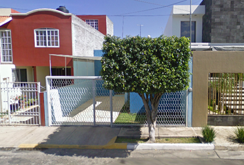 Casa en  Las Fuentes, Zamora De Hidalgo