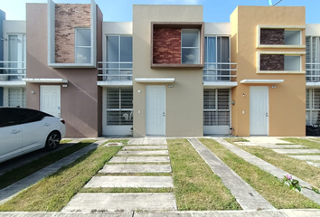 Casa en  Parques Tesistán, Avenida San Mateo, Parques Tesistan, Zapopan, Jalisco, México