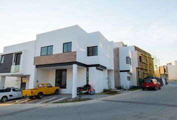 Casa en condominio en  Condominio Sivec, Avenida D, Zapopan, Jalisco, México