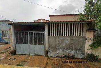 Casa en  Primavera, Las Arboledas, Fraccionamiento Las Arboledas, Veracruz, México