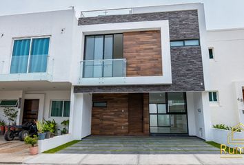 Casa en condominio en  San Isidro Residencial, San Isidro, Zapopan, Jalisco, México