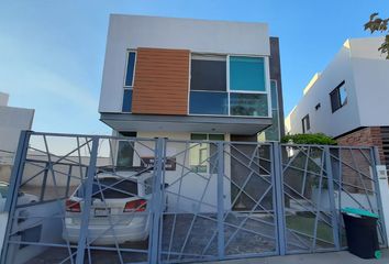 Casa en condominio en  Bosques Vallarta, Zapopan, Jalisco, México