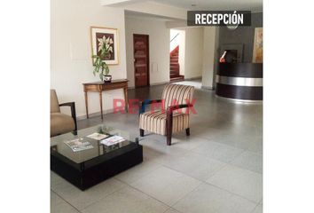 Departamento en  Av. Angamos Este 300, Miraflores, Perú