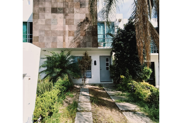 Casa en fraccionamiento en  Jardines De Los Naranjos, León, Guanajuato, México