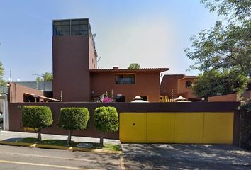 Casa en  Bosque De Enebros, Bosques De Las Lomas, 05120 Ciudad De México, Cdmx, México