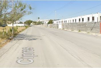 Casa en condominio en  Callejón De La Fuente, Privada Iltamarindo, Ciudad Apodaca, Nuevo León, México