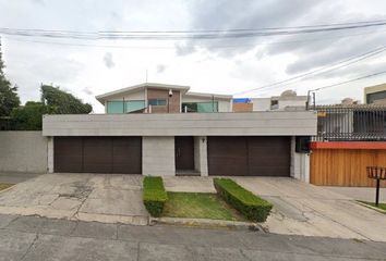 Casa en  Justo Sierra, Ciudad Satélite, 53100 Naucalpan, Estado De México, México