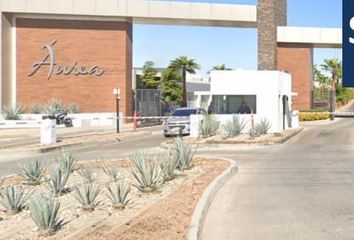 Casa en fraccionamiento en  Lucerna, Mexicali