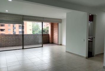 Apartment for rent in Poblado, Medellín