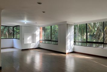 Apartamento en  Los Balsos, Medellín