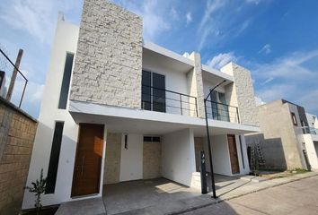 Casa en condominio en  Camino Real A Cholula, Santiago Momoxpan, Cholula De Rivadavia, Puebla, México