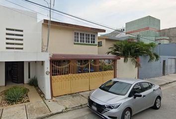 Casa en  Río Champotón, Villa Del Río, Barrio De Santa Ana, San Francisco De Campeche, Campeche, México