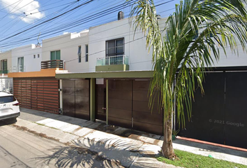 Casa en  Calle Rosas 1131, Girasoles Elite, Girasoles Acueducto, Zapopan, Jalisco, México