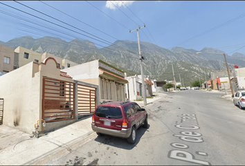 Casa en  Paseo De Olinala, Vision De La Huasteca 1er Sector, Ciudad Santa Catarina, Nuevo León, México