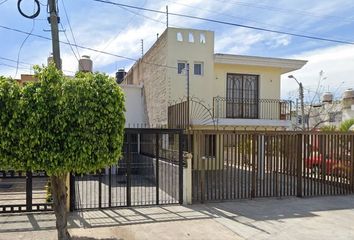 Casa en  Valle De Los Olmos, Jardines Del Valle, Zapopan, Jalisco, México