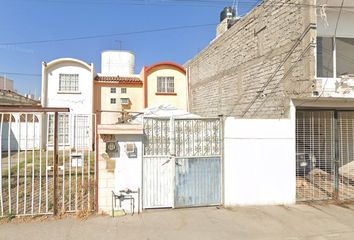 Casa en  Calle Zacapoaxtlas 47, Cerrito Colorado, Santiago De Querétaro, Querétaro, México