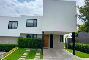 Casa en condominio en  Zibatá, Querétaro, México