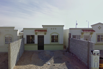 Casa en  Calle Sierra De La Cabrera 1735, Cerrada Del Parque, Juárez, Chihuahua, México