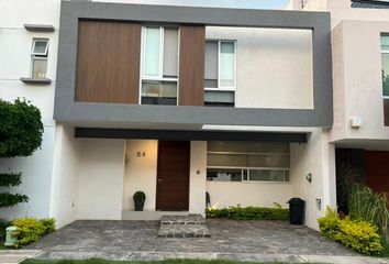 Casa en condominio en  Santillana Coto 5, Boulevard Asturias 300, Zapopan, Jalisco, México