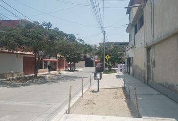 Terreno en  Urb. Miraflores, Perú