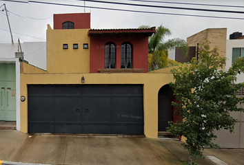 Casa en  La Loma, Morelia, Morelia, Michoacán