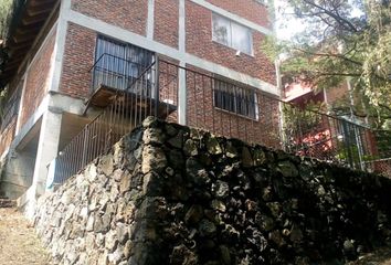 Casa en  Privada De Los Cedros 40, Lomas Del Tzompantle, Cuernavaca, Morelos, México