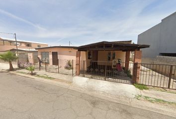 Casa en  De La Sierra 806, San Marcos, 21050 Mexicali, B.c., México