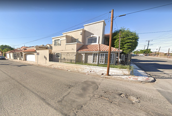 Casa en  31 De Diciembre, Lázaro Cárdenas, Mexicali, Baja California, México