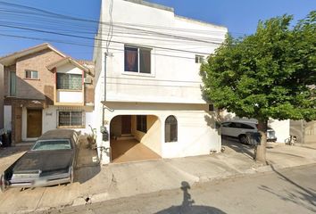 Casa en fraccionamiento en  Encinos, Residencial Potrero De Anahuac, San Nicolás De Los Garza, Nuevo León, México