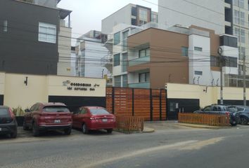 Casa en  Av. Las Gaviotas 266, Chorrillos, Perú