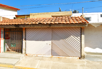 Casa en  Calle Chapultepec, La Cañada, Puebla De Zaragoza, Puebla, México