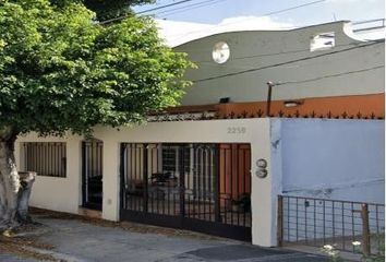 Casa en  Mercaderes 2259, Jardines Del Country, Guadalajara, Jalisco, México