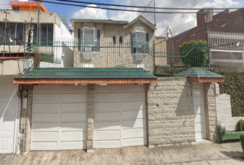 Casa en  Enrique Carniado 513, Mz 019, Morelos Primera Secc, 50120 Toluca De Lerdo, Méx., México